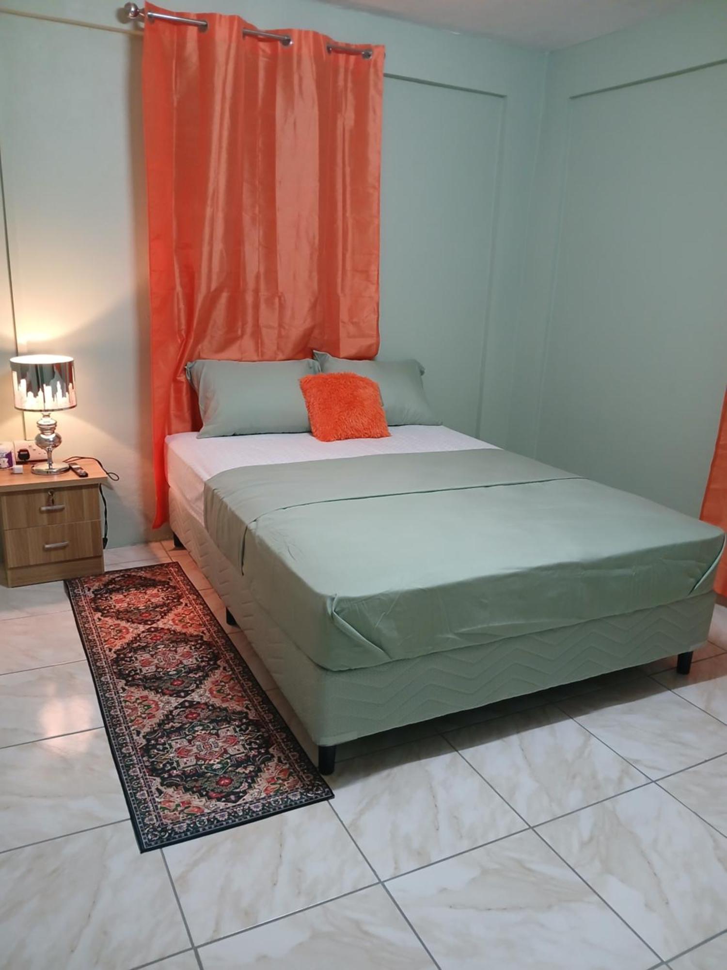 Natrue'S Haven Marigot Exterior foto